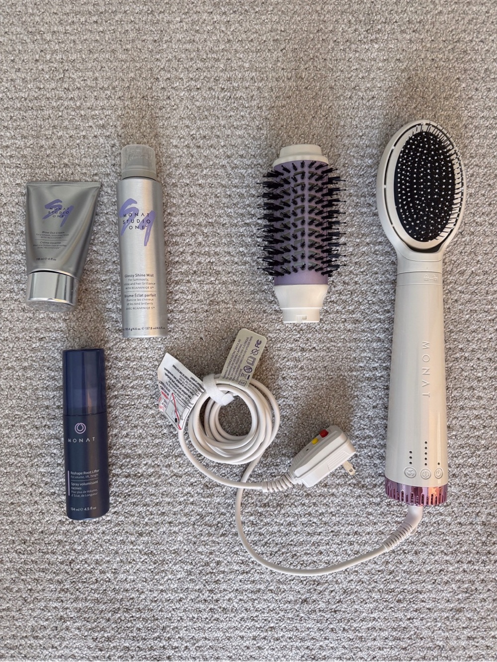 Monat Blow Out Bundle